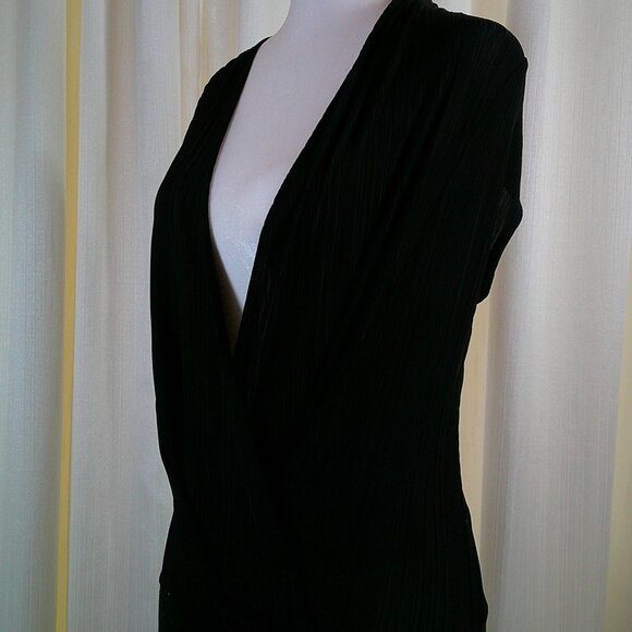 Ardene Plunging Pleated Bodysuit - Black, Size S - Picture 2 of 6